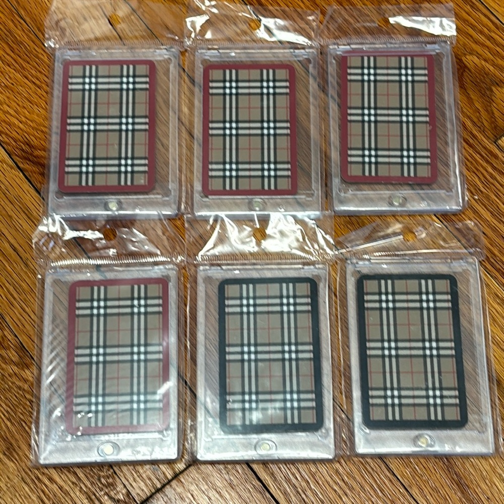 Authentic Burberry Playing cards in Plasic case set of 6